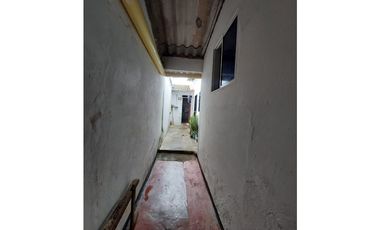CASA EN VENTA EN BARRIO EL DORADO MONTERA