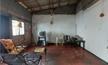 CASA EN VENTA EN BARRIO EL DORADO MONTERA
