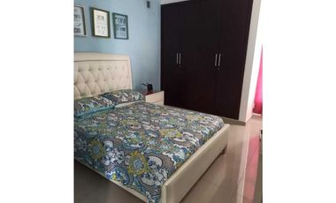 SE VENDE APTO EN EL RECREO