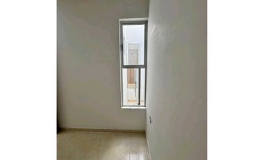 VENDE CASA SOBRE PLANO EN LA MARGEN IZQUIERDA DE MONTERIA
