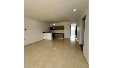 VENDE CASA SOBRE PLANO EN LA MARGEN IZQUIERDA DE MONTERIA
