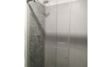 VENDE  APARTAMENTO EN EDF. BOREAL 53