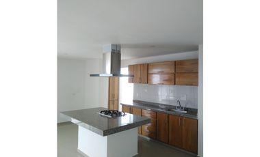 VENDE  APARTAMENTO EN EDF. BOREAL 53