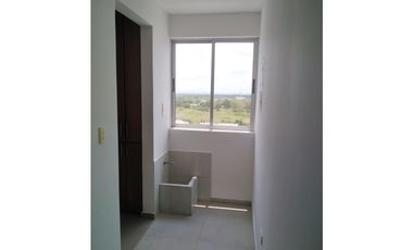 VENDE  APARTAMENTO EN EDF. BOREAL 53