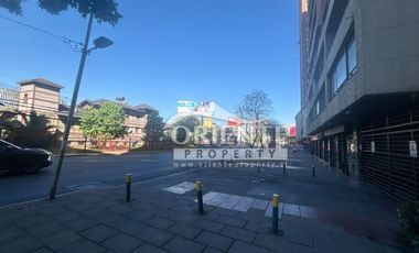 INSUPERABLE UBICACIÓN - LOCAL COMERCIAL