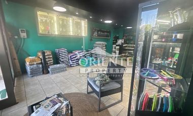 INSUPERABLE UBICACIÓN - LOCAL COMERCIAL