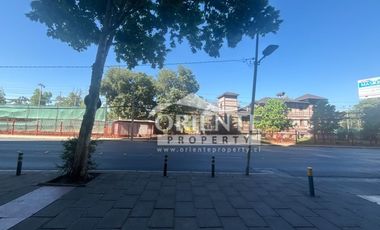 INSUPERABLE UBICACIÓN - LOCAL COMERCIAL