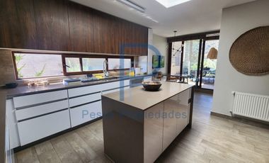 HERMOSA CASA MEDITERRANEA EN CONDOMINIO SEGURIDAD 24/7