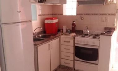 Casas en venta - 5 Dormitorios 2 Baños - Necochea