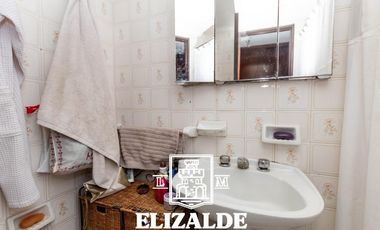 Antartida Argentina  y Dr. Bagnati - Casa con Jardín y pileta - Venta - La Horqueta