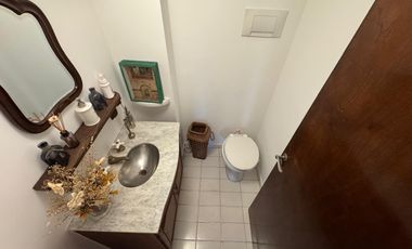 Antartida Argentina  y Dr. Bagnati - Casa con Jardín y pileta - Venta - La Horqueta