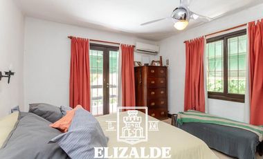 Antartida Argentina  y Dr. Bagnati - Casa con Jardín y pileta - Venta - La Horqueta