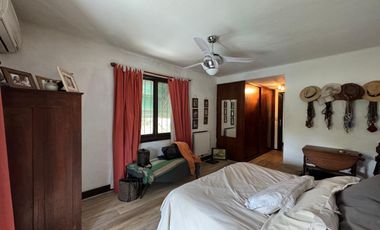 Antartida Argentina  y Dr. Bagnati - Casa con Jardín y pileta - Venta - La Horqueta