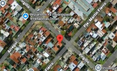 Casa en venta - 3 Dormitorios 1 Baño - Monte Castro