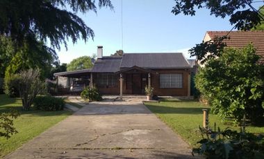 Casa en venta - 3 Dormitorios 3 Baños - Glew