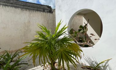 Casa en Venta en San Crisanto con Muelle hacia la Laguna