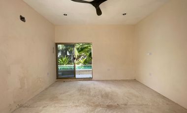 Casa en Venta en San Crisanto con Muelle hacia la Laguna