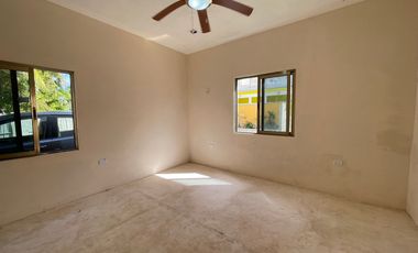 Casa en Venta en San Crisanto con Muelle hacia la Laguna