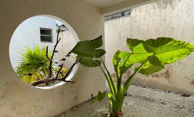 Casa en Venta en San Crisanto con Muelle hacia la Laguna