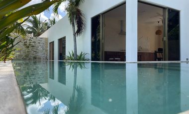 Casa en Venta en San Crisanto con Muelle hacia la Laguna