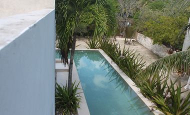 Casa en Venta en San Crisanto con Muelle hacia la Laguna