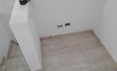 Duplex en venta - 2 Dormitorios 1 Baño - 120mts2 - Paso del Rey