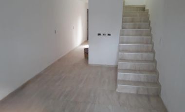 Duplex en venta - 2 Dormitorios 1 Baño - 120mts2 - Paso del Rey