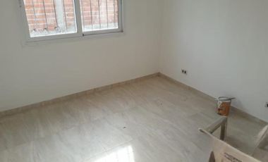 Duplex en venta - 2 Dormitorios 1 Baño - 120mts2 - Paso del Rey