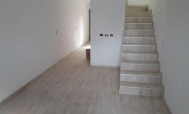 Duplex en venta - 2 Dormitorios 1 Baño - 120mts2 - Paso del Rey