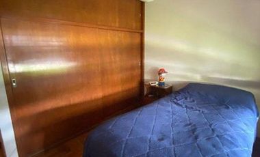 Chalet 4 ambientes con garage y parque en Brandsen y Chile