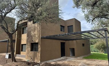 Casa en  venta en Housing Villa Allende Golf - 9 casas disponibles