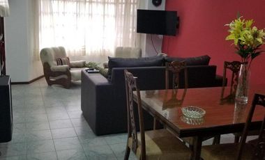 Chalet 3 ambientes todo en planta baja en Bosque Alegre