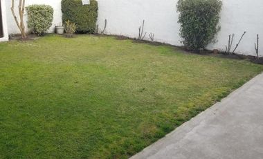 Chalet 3 ambientes todo en planta baja en Bosque Alegre