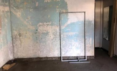 CASA DE 2 AMBIENTES CON 2 LOCALES SOBRE LOTE DE 375m2 EN BARRIO SAN JUAN