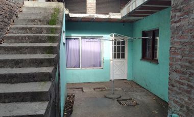 Casa en venta - 4 Dormitorios 2 Baños - Paso del Rey