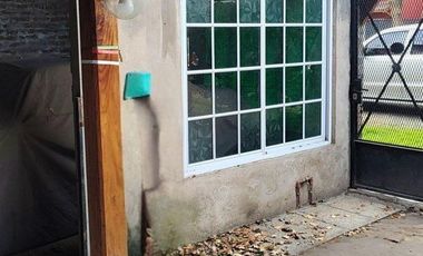 Casa en venta - 4 Dormitorios 2 Baños - Paso del Rey