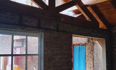 Casa en venta - 4 Dormitorios 2 Baños - Paso del Rey