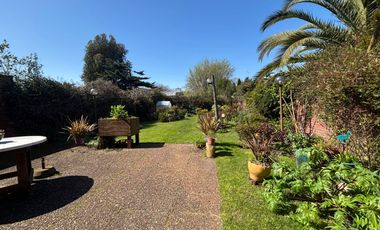 CHALET 4 AMBIENTES EN SANTA MONICA