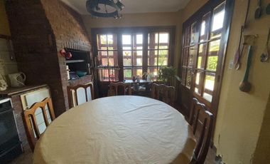 CHALET 4 AMBIENTES EN SANTA MONICA