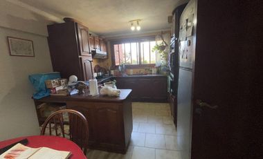 CHALET 4 AMBIENTES EN SANTA MONICA