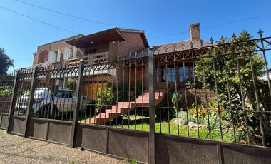 CHALET 4 AMBIENTES EN SANTA MONICA