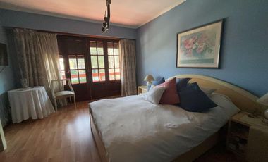 CHALET 4 AMBIENTES EN SANTA MONICA