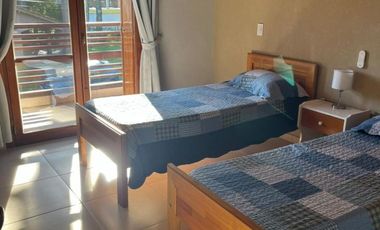 Casa en venta - 3 Dormitorios 4 Baños - Valeria del Mar