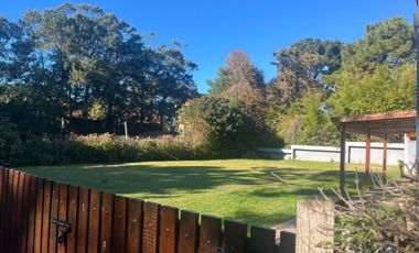 Casa en venta - 3 Dormitorios 4 Baños - Valeria del Mar