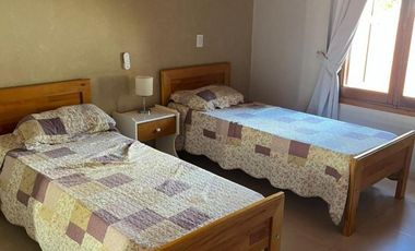 Casa en venta - 3 Dormitorios 4 Baños - Valeria del Mar