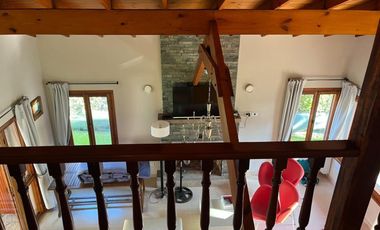 Casa en venta - 3 Dormitorios 4 Baños - Valeria del Mar