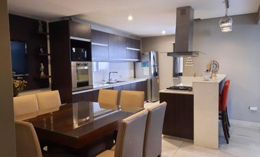 Casa con cinco dormitorios en Mendoza Capital