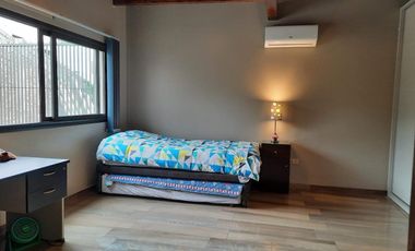 Casa con cinco dormitorios en Mendoza Capital