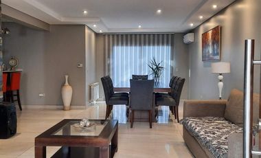 Casa con cinco dormitorios en Mendoza Capital