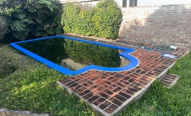 Casa En Venta con Buen Lote Libre!!! Fader 1375, Luís Guillón.-